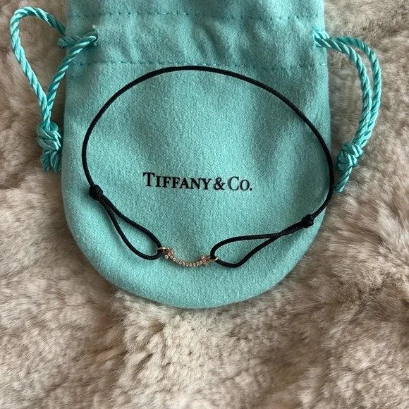 Authentic Tiffany & Co. Smile cord bracelet in rose gold and diamonds - Picture 11 of 16